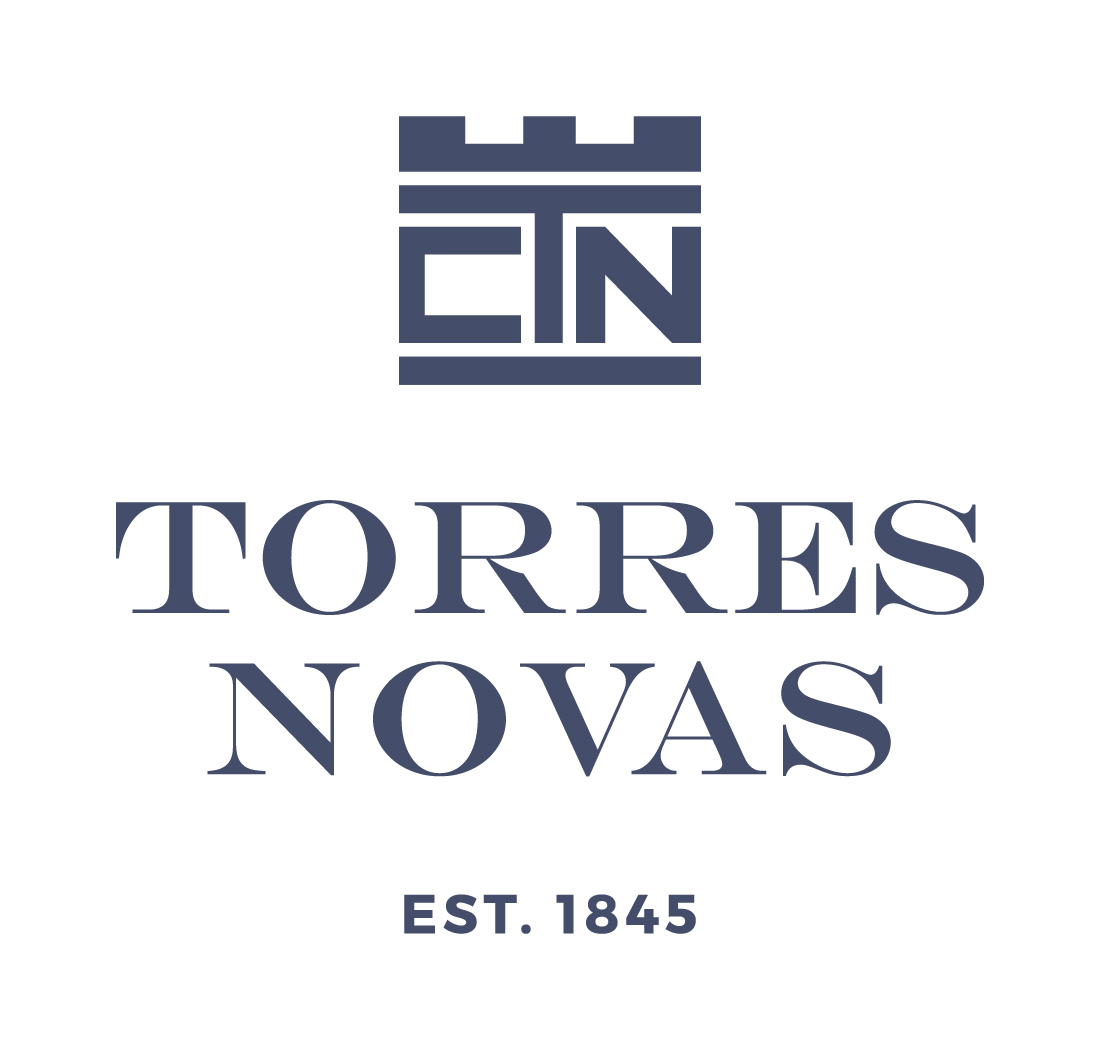 Torres Novas Barra Kinder Poncho gestreift
