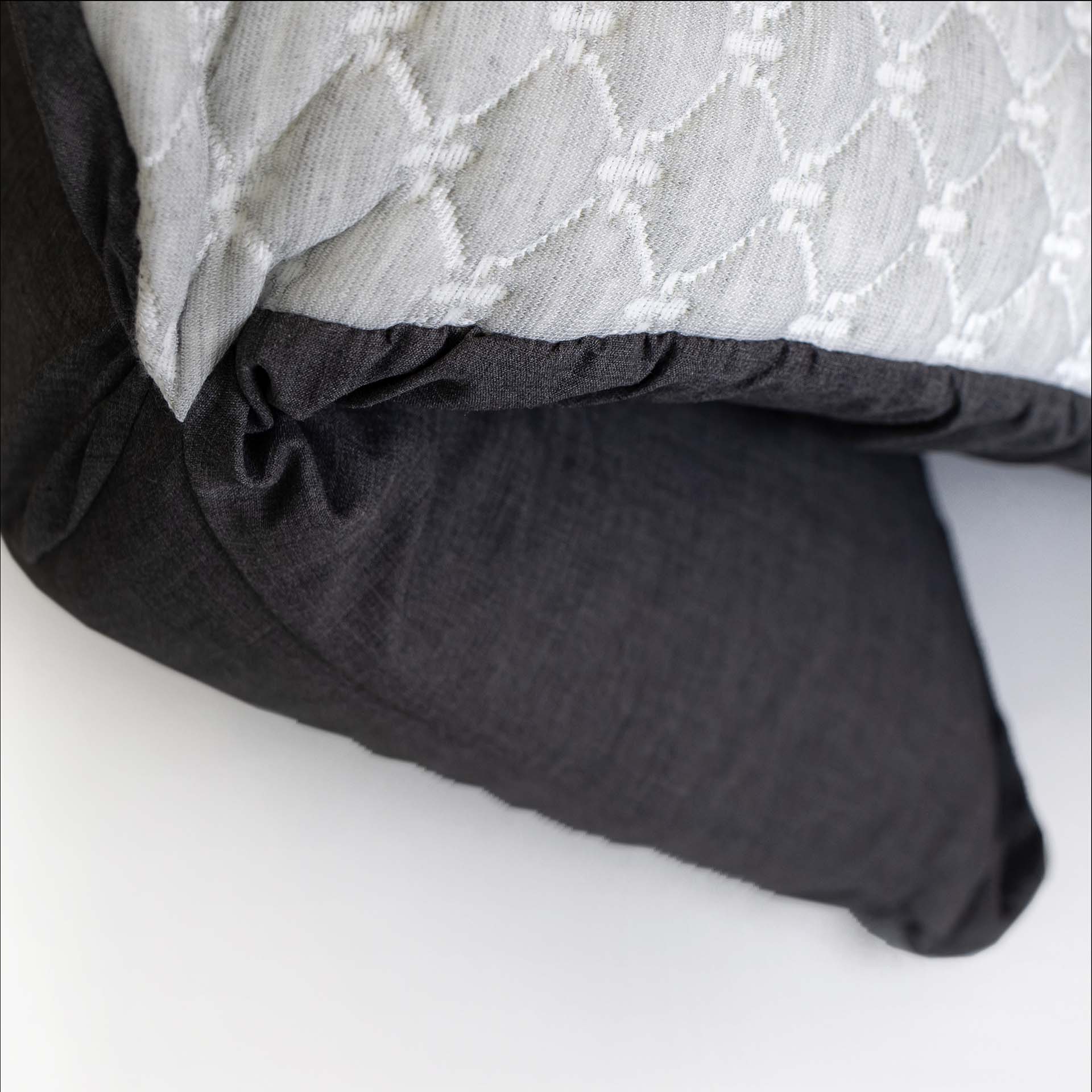 Lotus Folding Pillow Lotus Folding Pillow