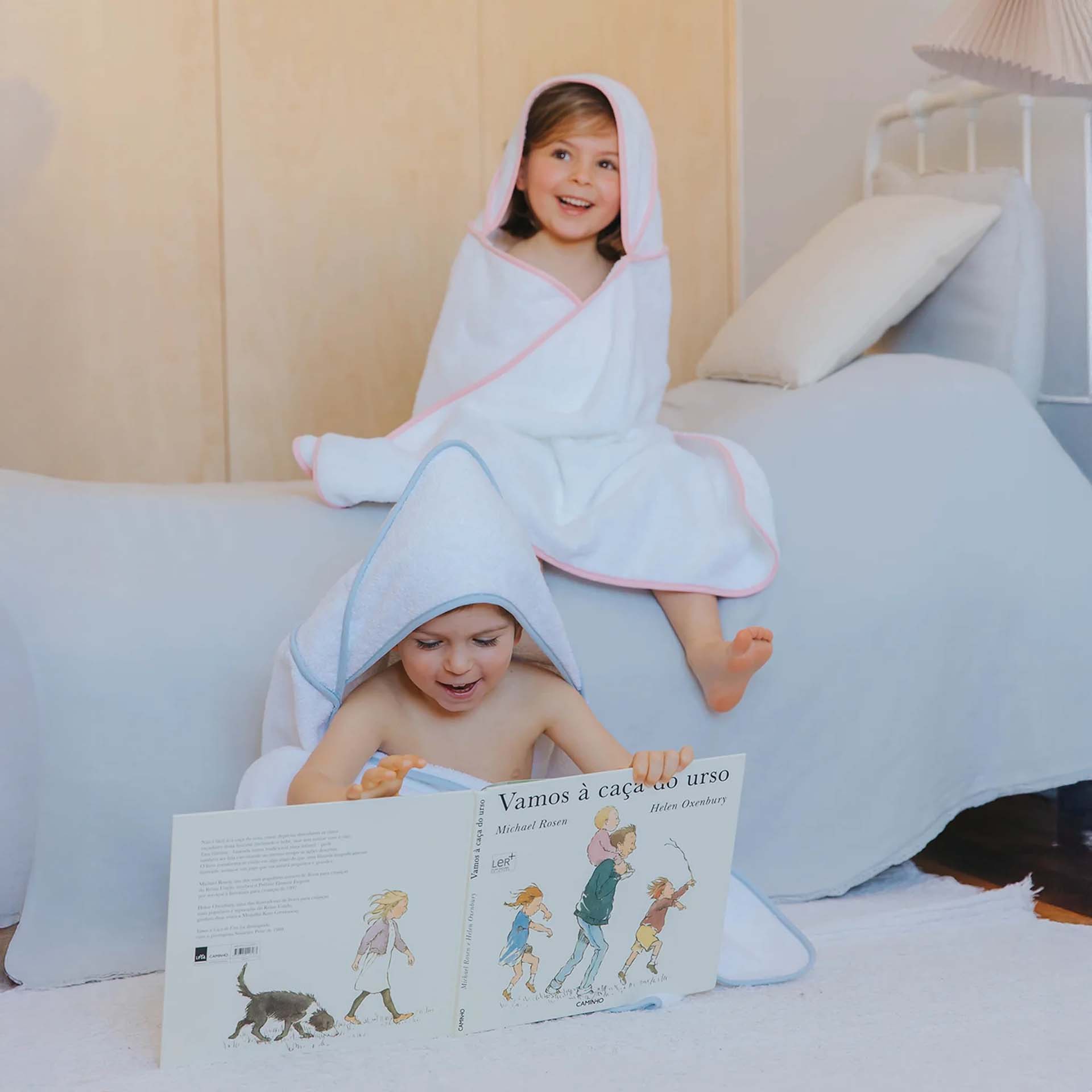 Torres Novas Mira baby hooded towel